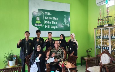 Mahasiswa UNISAS Bergabung Melaksanakan PPL di Madrasah M. Basiuni Imran Sambas