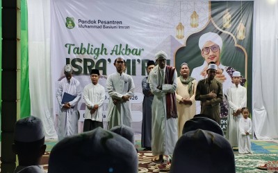 Tabligh Akbar : Peringatan Isra' Mi'raj: dihadiri oleh Al-Habib Ridho bin Usman Alaydrus